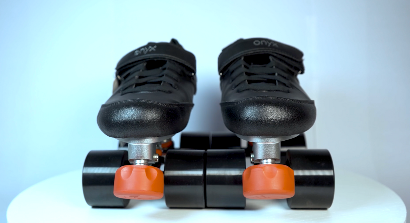 Chaya Onyx Skate with Evolve wheels